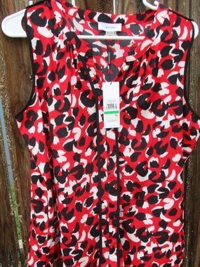 NWT Calvin Klein Sleeveless Blouse Red Black White Print Black Piping Trim